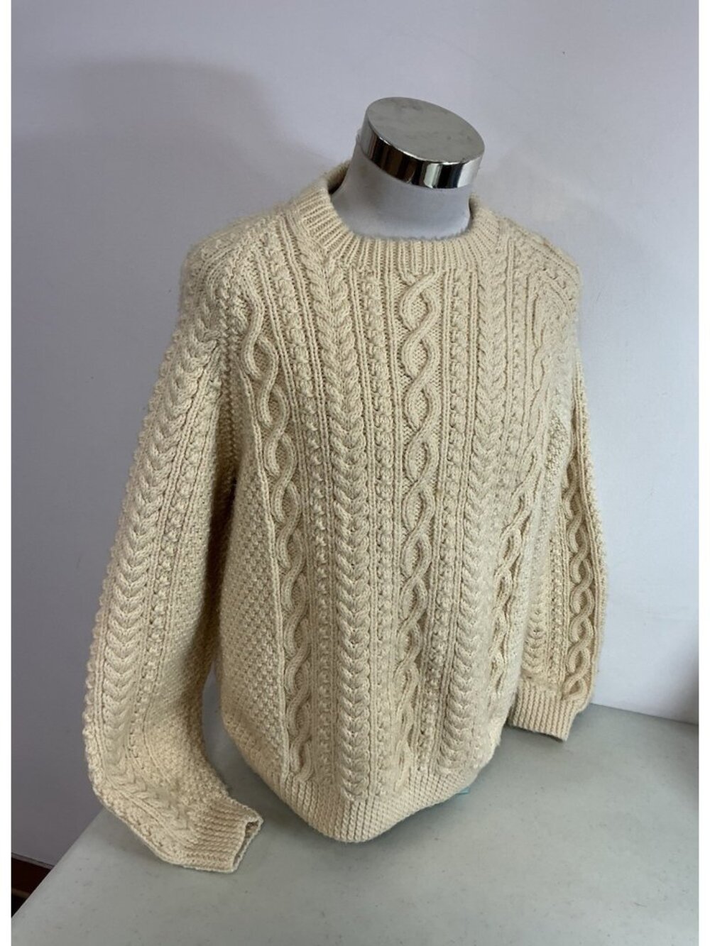 Irish Wool fisherman Sweater Ivory Chunkly knit Mens Large